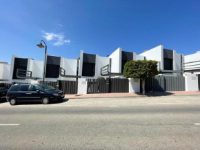 Casa Sonrisa-Ferienhaus mit eigenem Pool Urlaub für Familien und begeisterte Golfspieler, Caleta De Vélez